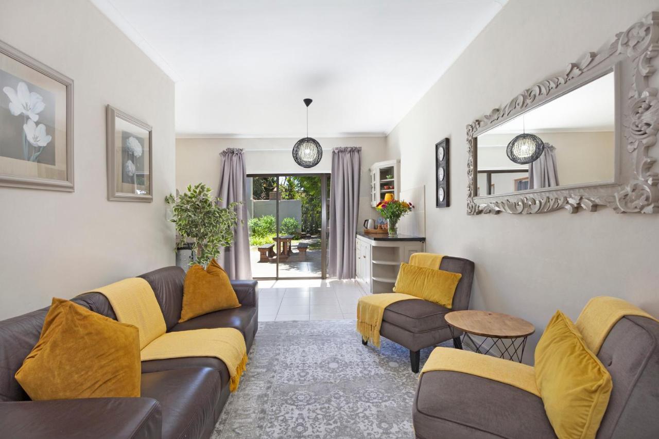 2 On Lismore Guesthouse Tokai Екстер'єр фото