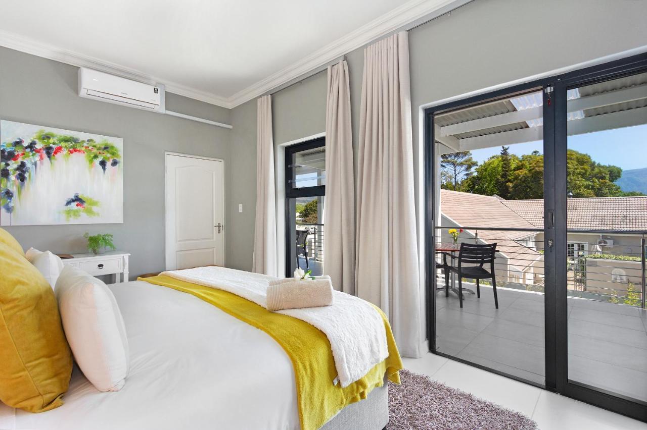 2 On Lismore Guesthouse Tokai Екстер'єр фото