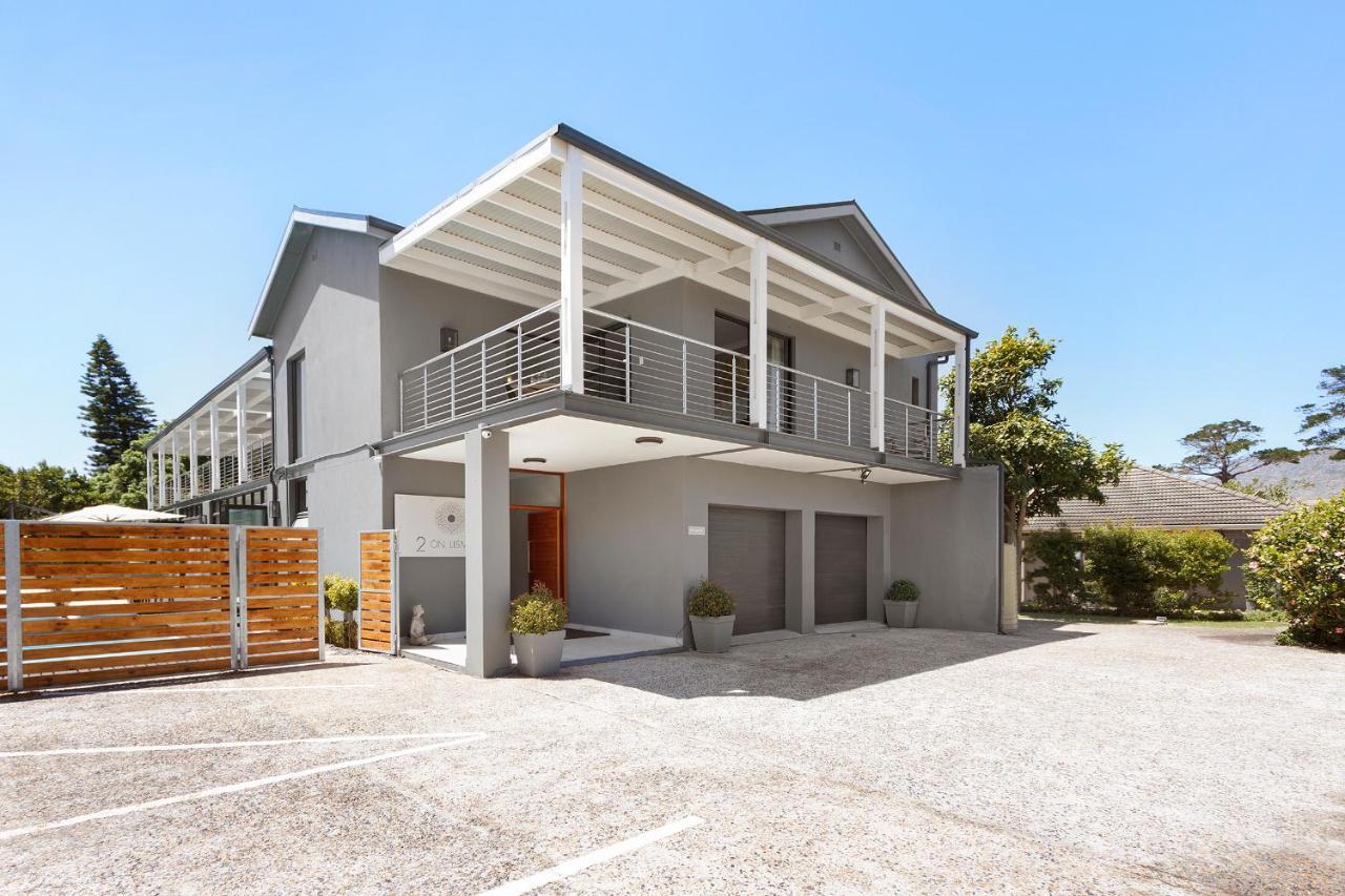2 On Lismore Guesthouse Tokai Екстер'єр фото