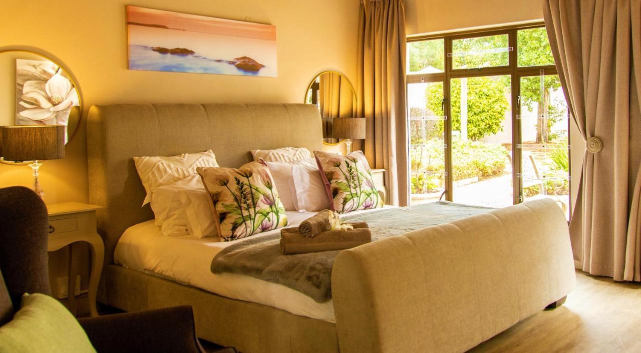 2 On Lismore Guesthouse Tokai Екстер'єр фото