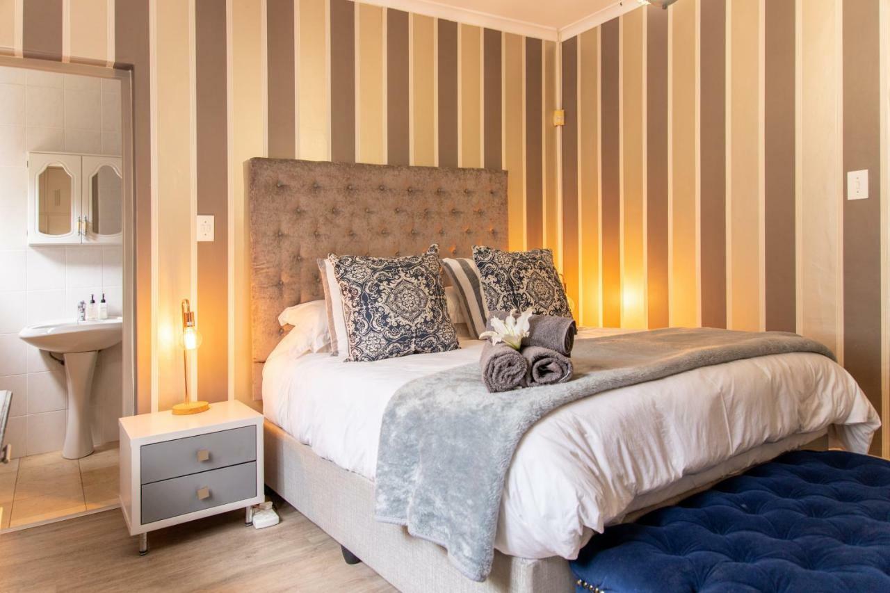 2 On Lismore Guesthouse Tokai Екстер'єр фото