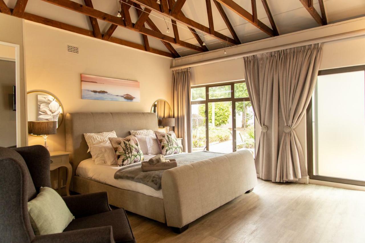 2 On Lismore Guesthouse Tokai Екстер'єр фото